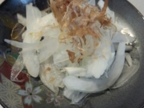 新玉ねぎのサラダ